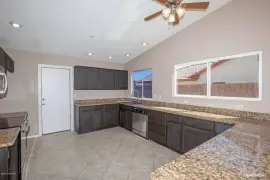 823 Duncan St 48