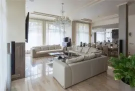 5 bds 6 ba 10548 sqft- House for sale