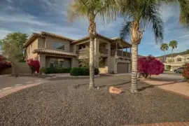 2239 Grand Ave 84