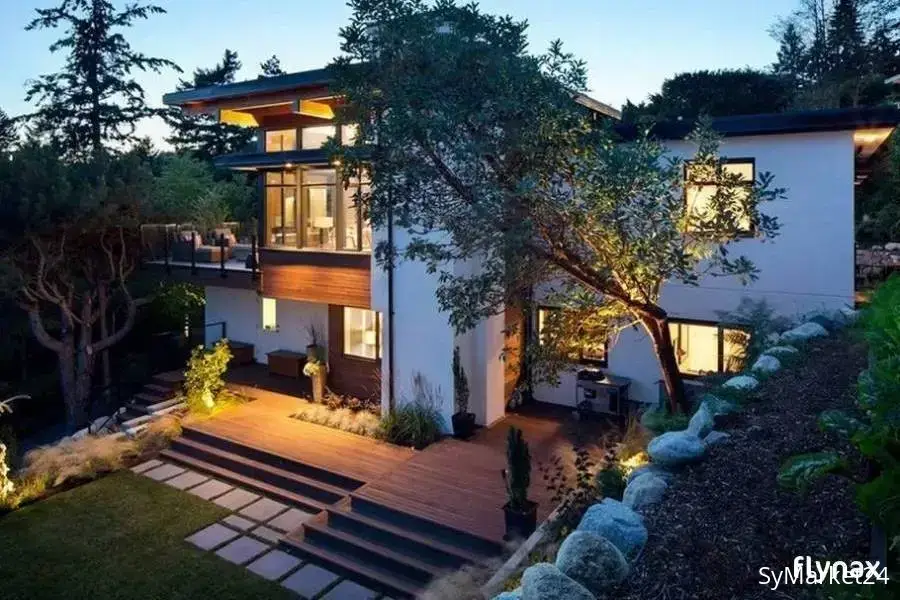 The Luxury Commodore Wy Home