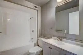 2749 Grand Ave 30