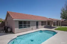 9151 W GREENWAY Road #102 Peoria