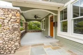 2 bds 2 ba 1225 sqft- House for sale