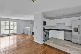 3 bds 2 ba 2442 sqft- House for sale