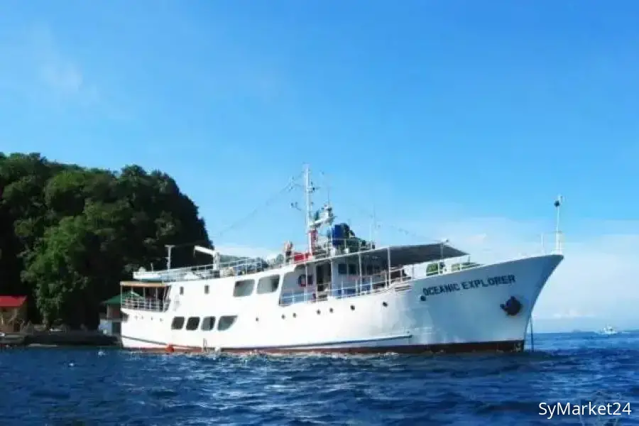 1979 33-Meter Steel Dive Cruiser