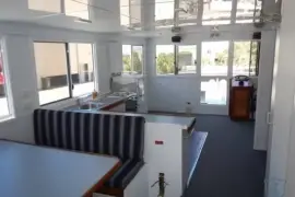 33\\' ALUMINIUM HOUSEBOAT