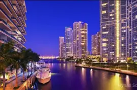 4 bd 5 ba 3697 sqft- Condo for sale