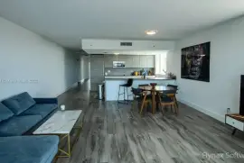 2 bd 3 ba 1686 sqft- Condo for sale