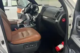 تويوتا لاند كروزر  VXR 2015
