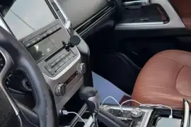 تويوتا لاند كروزر  VXR 2015