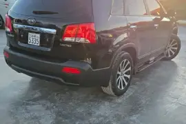 كيا سورينتو 2010