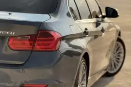 بي إم دبليو 320i