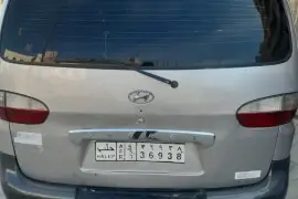 فان هيونداي ستاركس ٢٠٠١