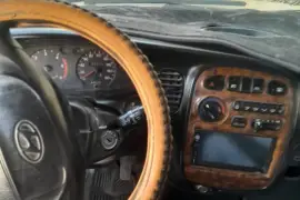 فان هيونداي ستاركس ٢٠٠١