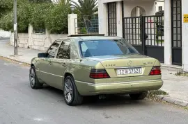 Mercedes-Benz E300