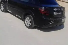 كيا ريو 2010