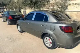 كيا ريو 2011
