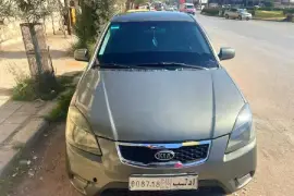 كيا ريو 2011