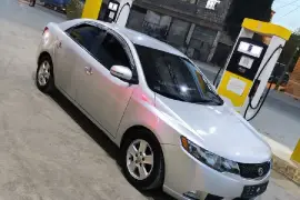 كيا فورتي 2012