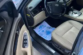 هيونداي جينيسس 2011